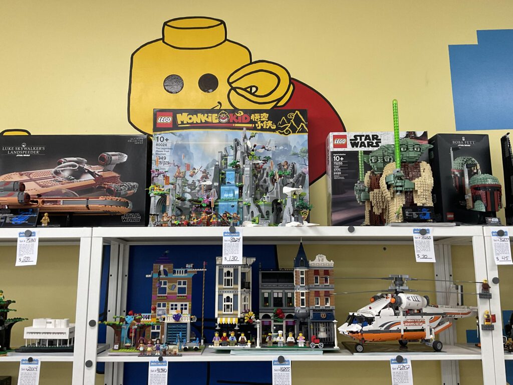 The DFW Lego community is building and Bricks Minifigs in Plano